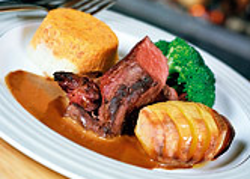 Rentierfilet mit div. Zubehör